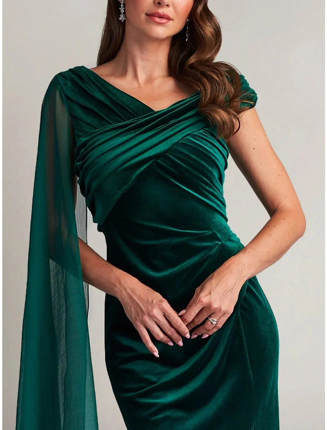 A-Line Evening Gown Elegant Dress Formal Court Train Sleeveless V Neck Velvet with Ruched Slit Dark Green