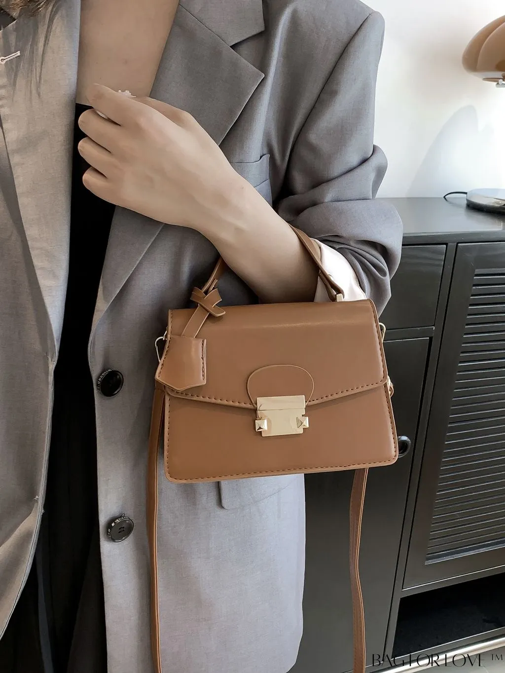 BagForLove - Compact Square PU Leather Handbag - Sleek and Elegant Design