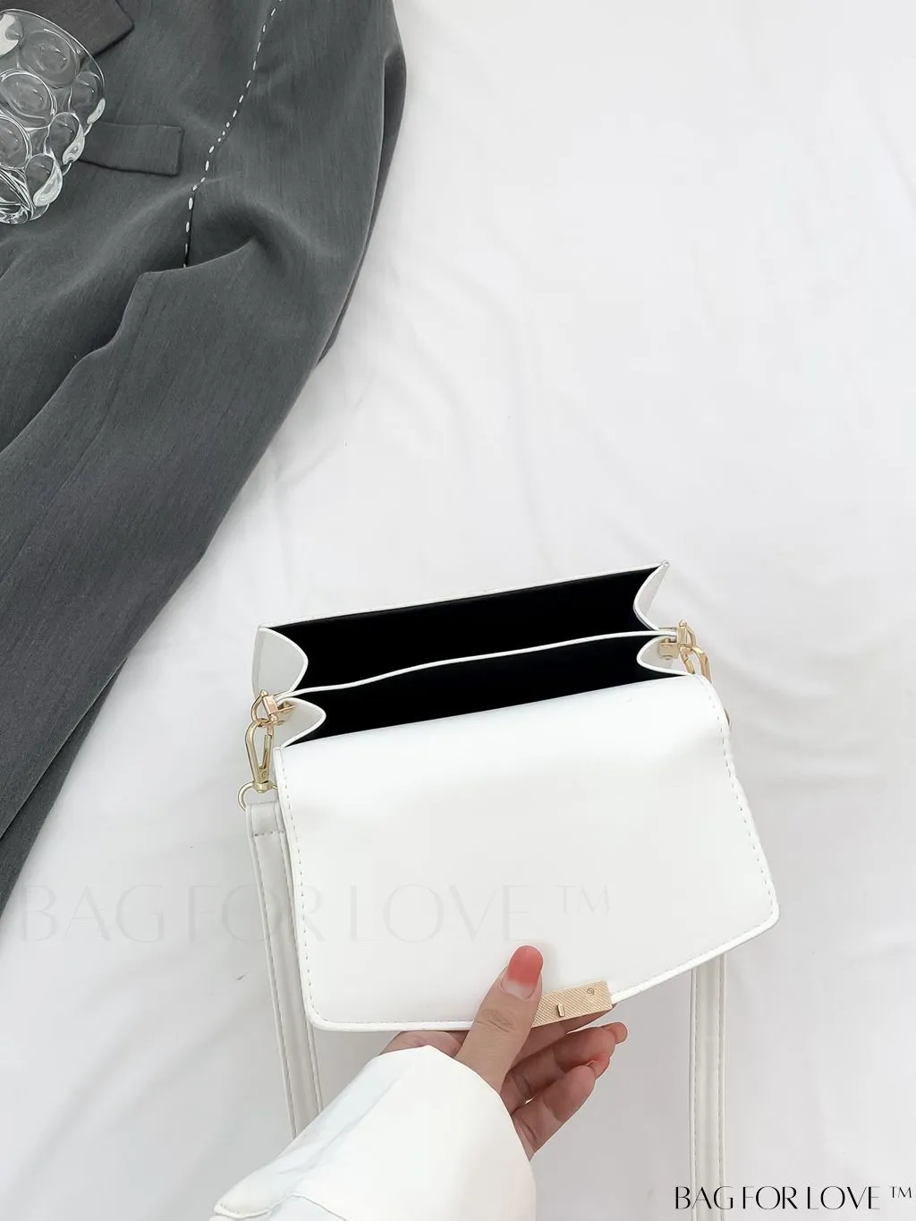 BagForLove - Compact Square PU Leather Handbag - Sleek and Elegant Design
