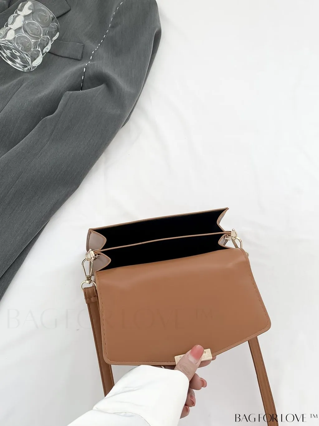 BagForLove - Compact Square PU Leather Handbag - Sleek and Elegant Design