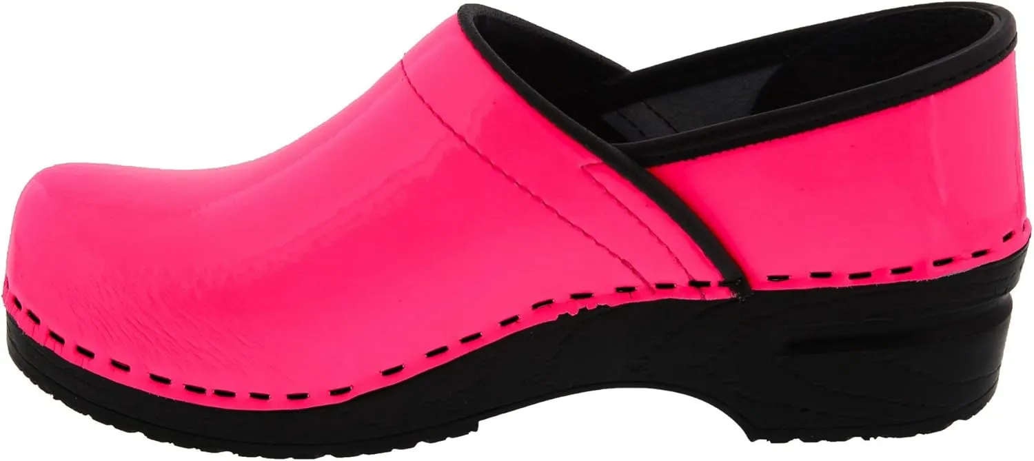 BJORK Swedish Comfort Women's Professional Leather Clogs