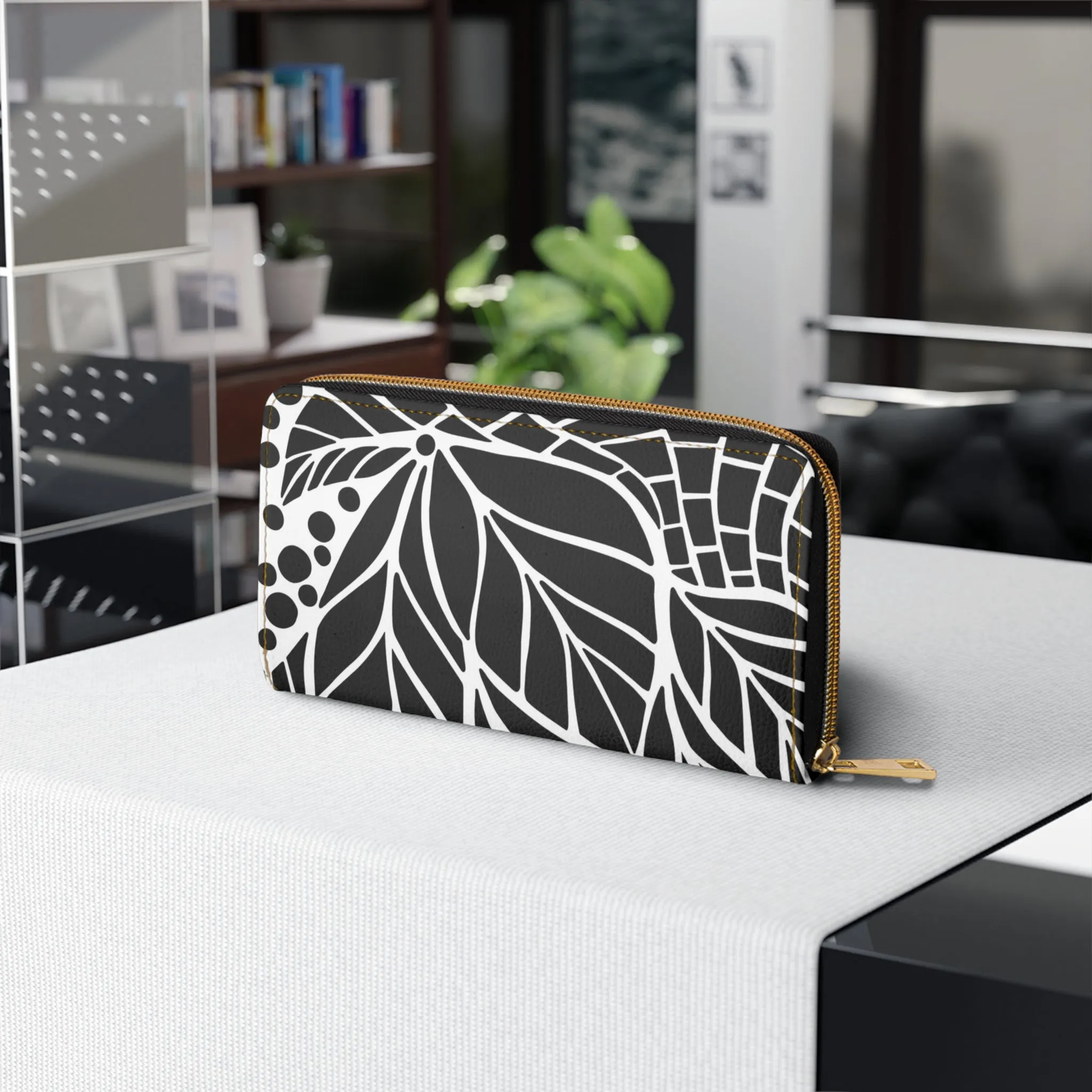 Chic Black & White Leaf Zipper Wallet, Stylish Clutch, Everyday Organizer, Gift for Her, Floral Fashion Accessory