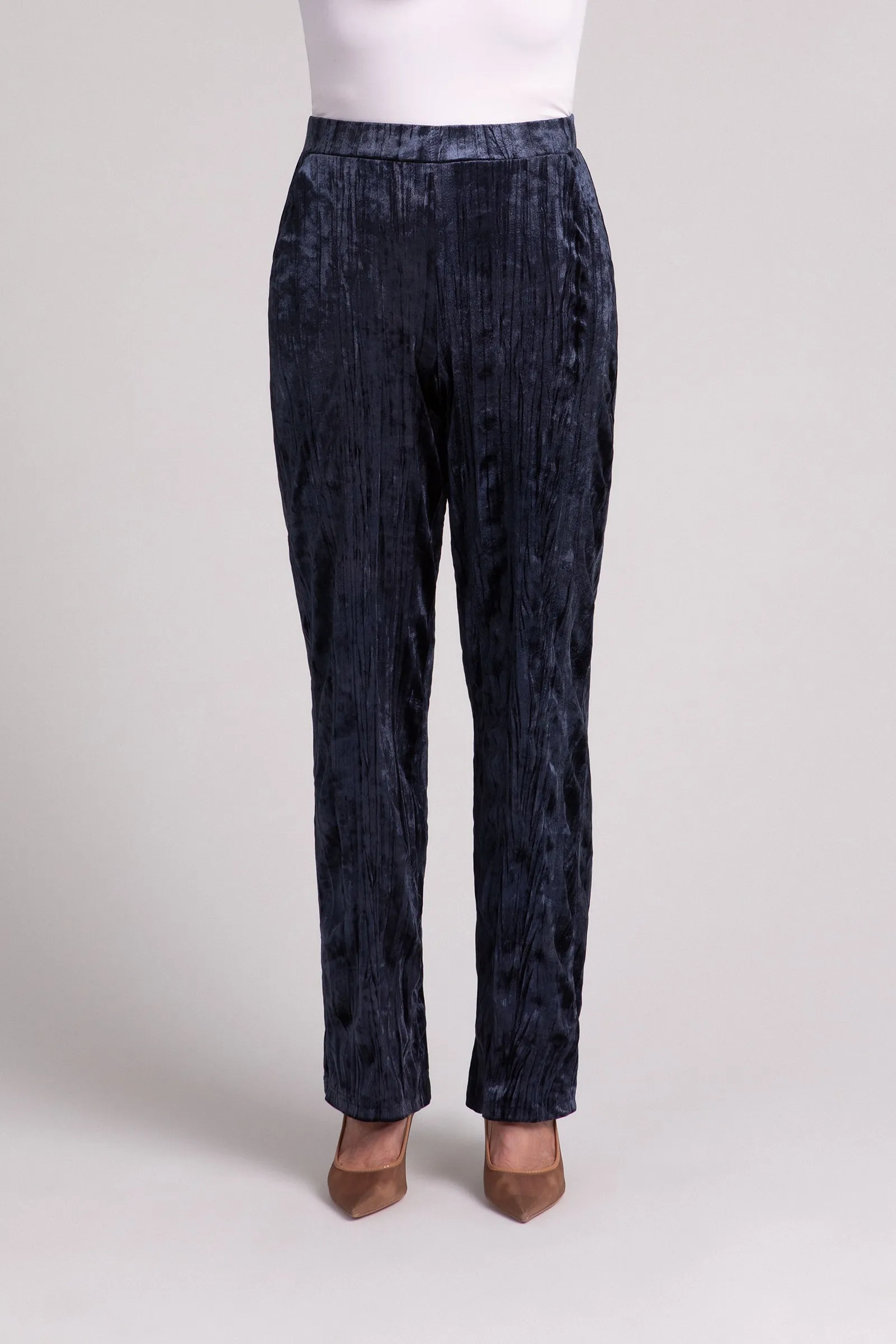 Crinkle Velvet Straight Leg Pant