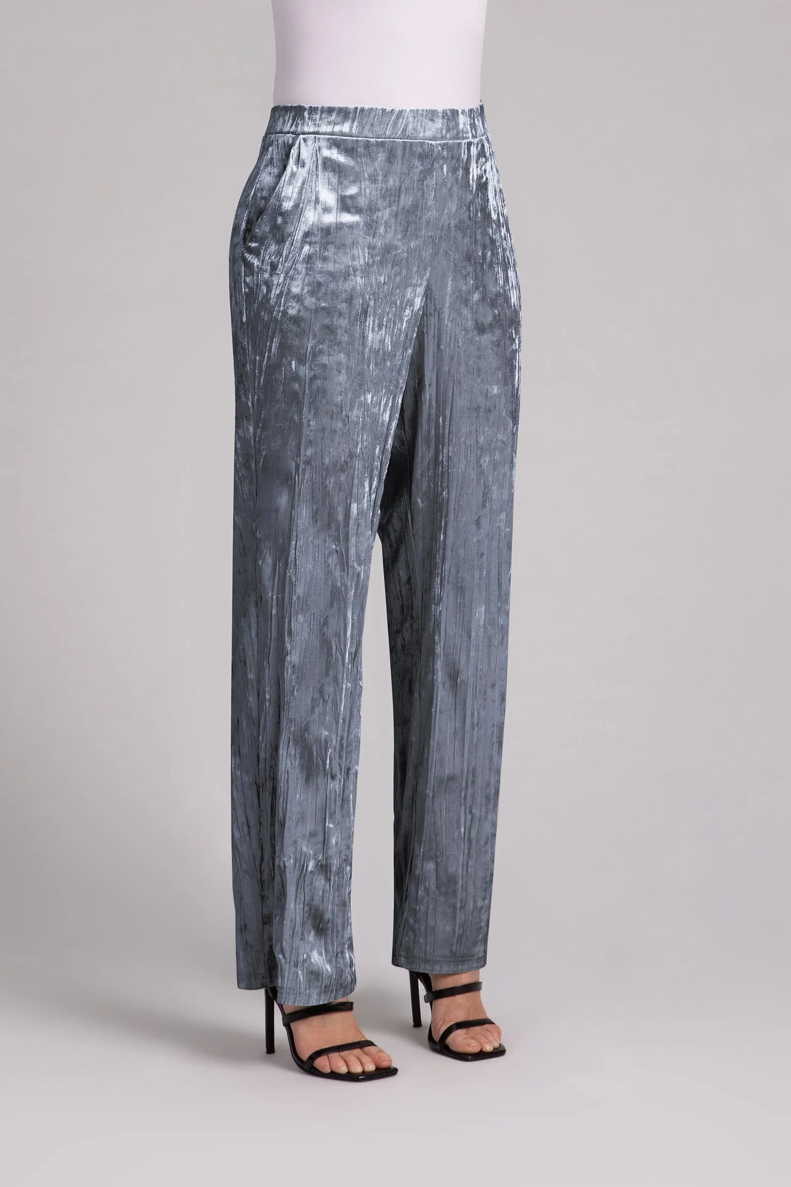 Crinkle Velvet Straight Leg Pant