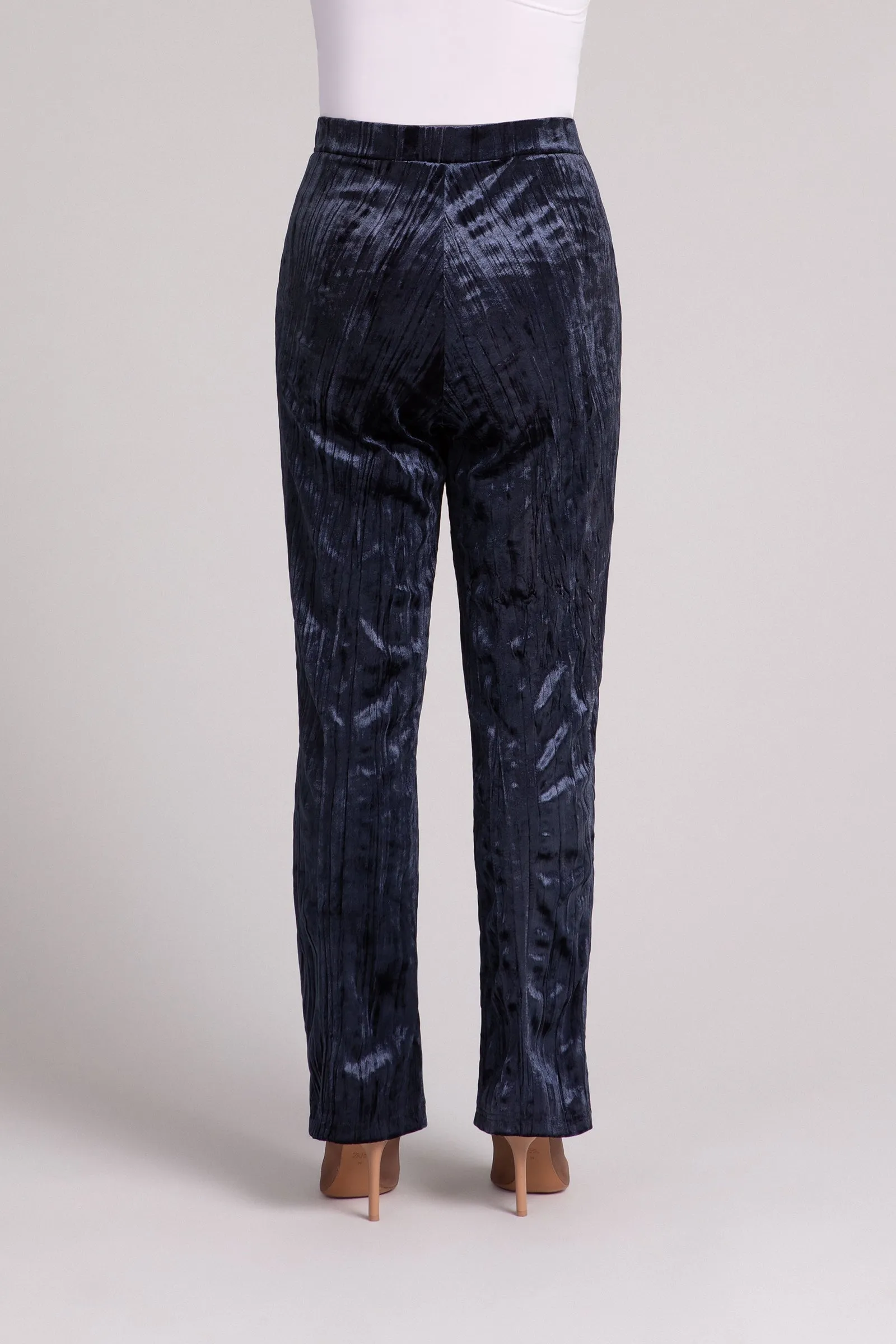 Crinkle Velvet Straight Leg Pant