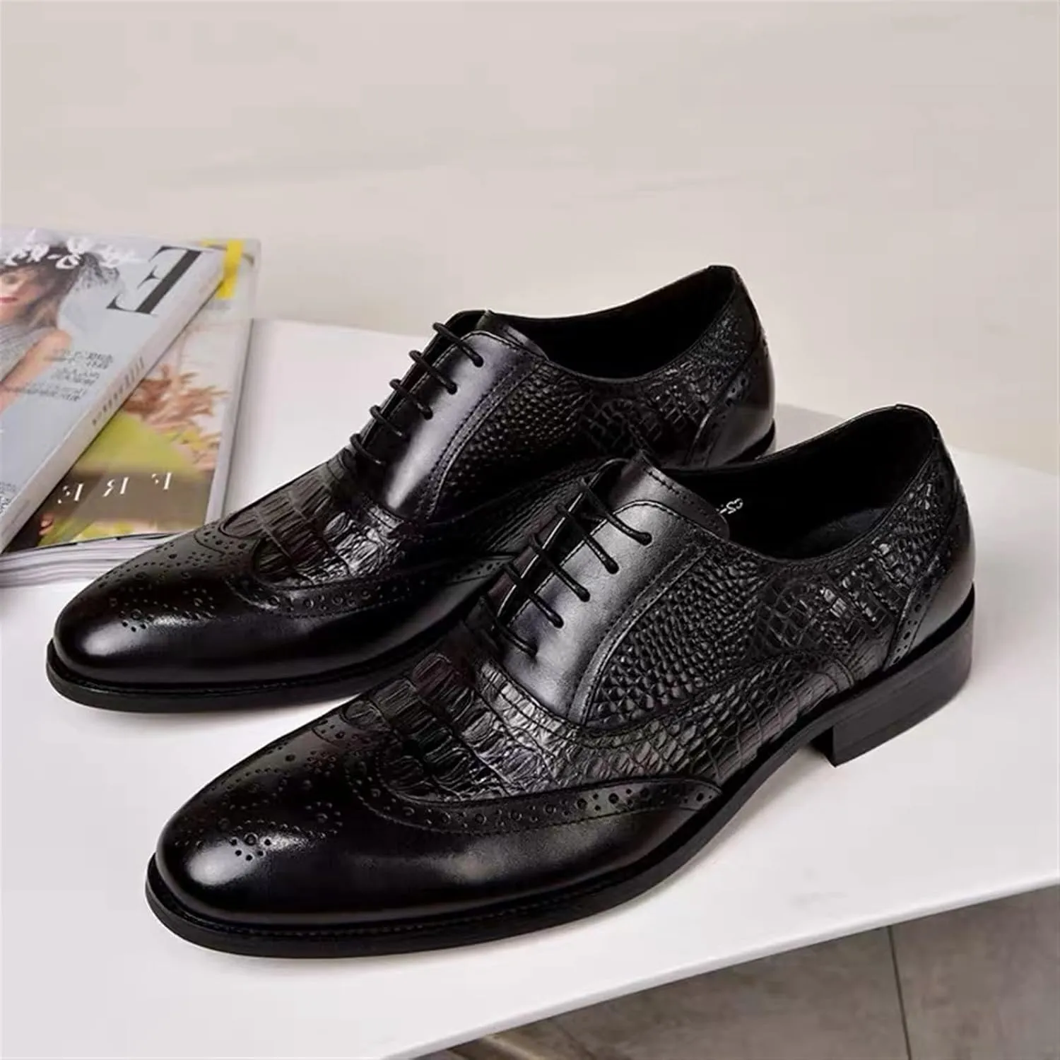 Dress Shoes for Men Men's Crocodile Pattern Faux Leather Dress Brogues Formal Shoes for Business and Special Occasions