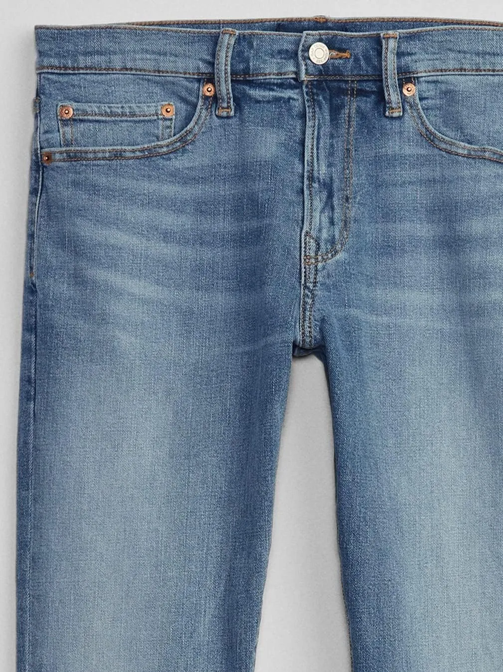 GAP Men's Slim Taper Fit Denim Jeans