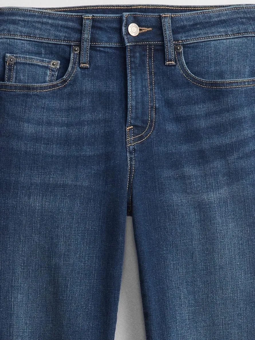 GAP Women's Classic Straight Fit Denim Jeans