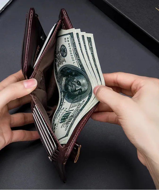 Genuine leather folding wallet with zipper