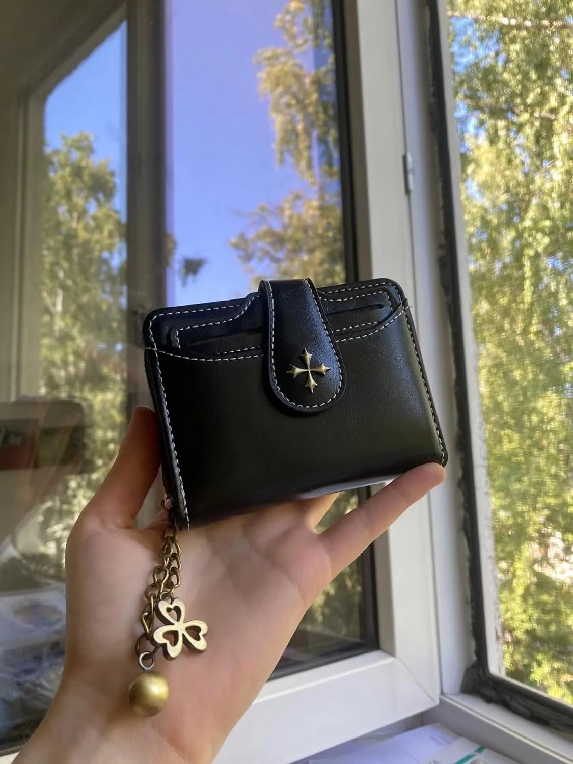 GGOOB Small Wallet for Women Zip Bifold Vintage Wallet Goth Purse Mini Leather Cash Wallets with Zipper Coin Pocket (Blue,Small)