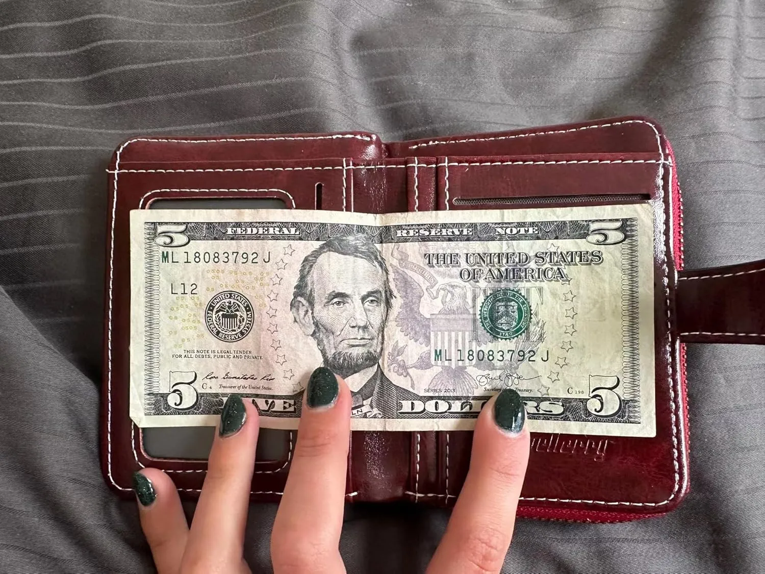 GGOOB Small Wallet for Women Zip Bifold Vintage Wallet Goth Purse Mini Leather Cash Wallets with Zipper Coin Pocket (Blue,Small)