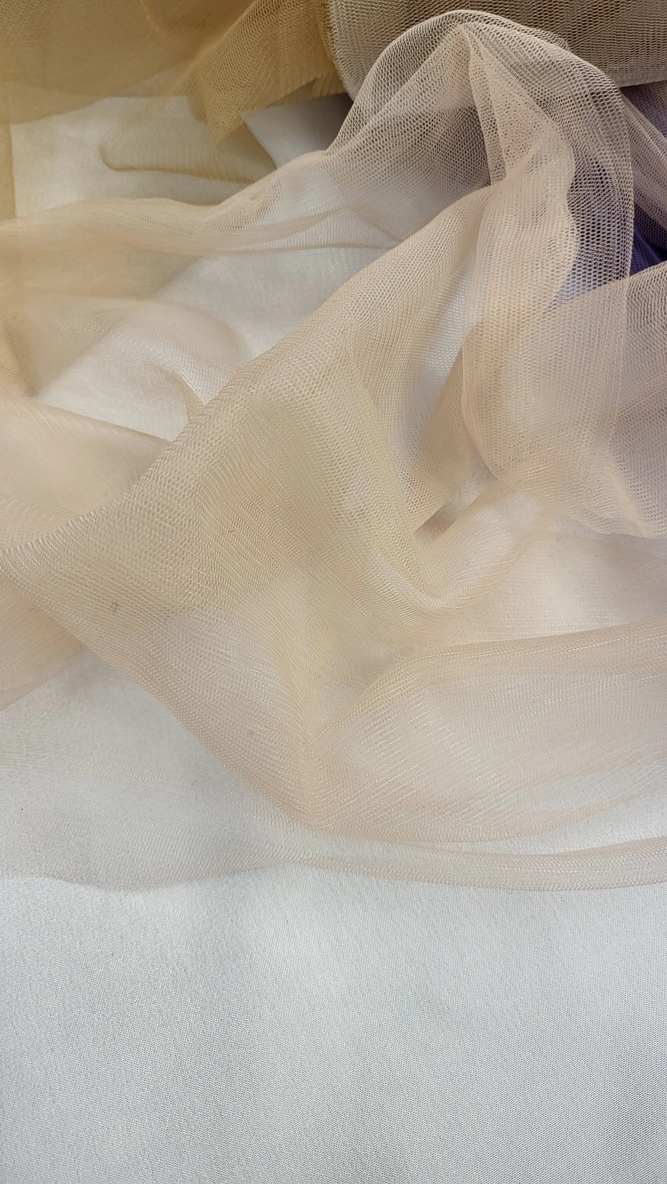 ILLUSION MESH