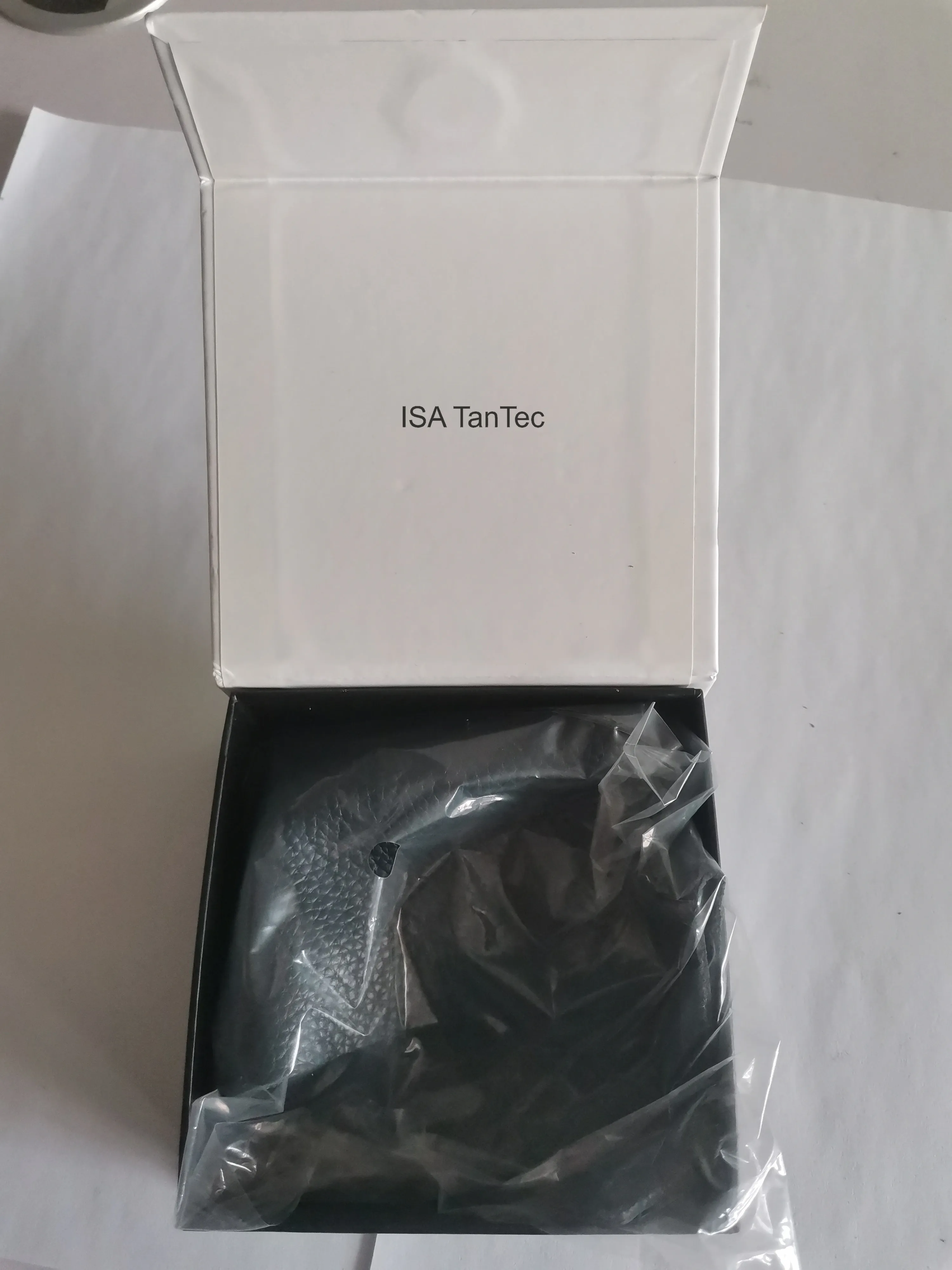 ISA TanTec Leather cloth, soft synthetic black synthetic fabric material, used for DIY crafts, etc