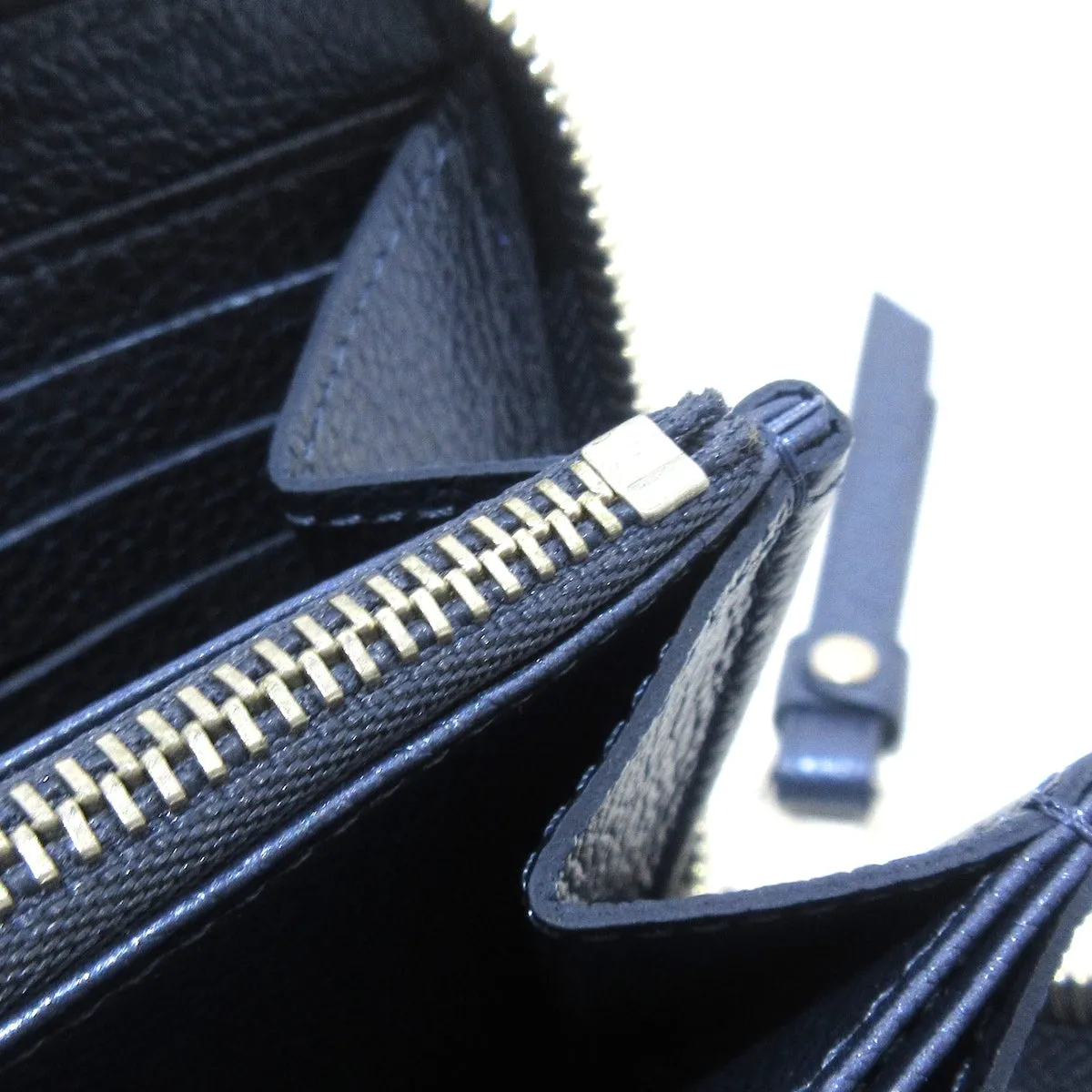Louis Vuitton Zippy Wallet  Leather Wallet  ()