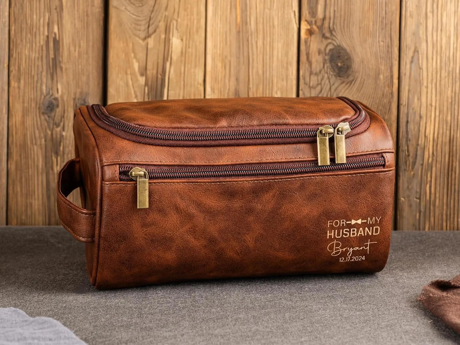 Personalized Men's Toiletry Bag, Custom Travel Bag with Hooks, Engraved Initials Toiletry Bag, Gift for Christmas, Birthday, Dad, Husband, Grandpa, Lover (Toiletries Bag 2)