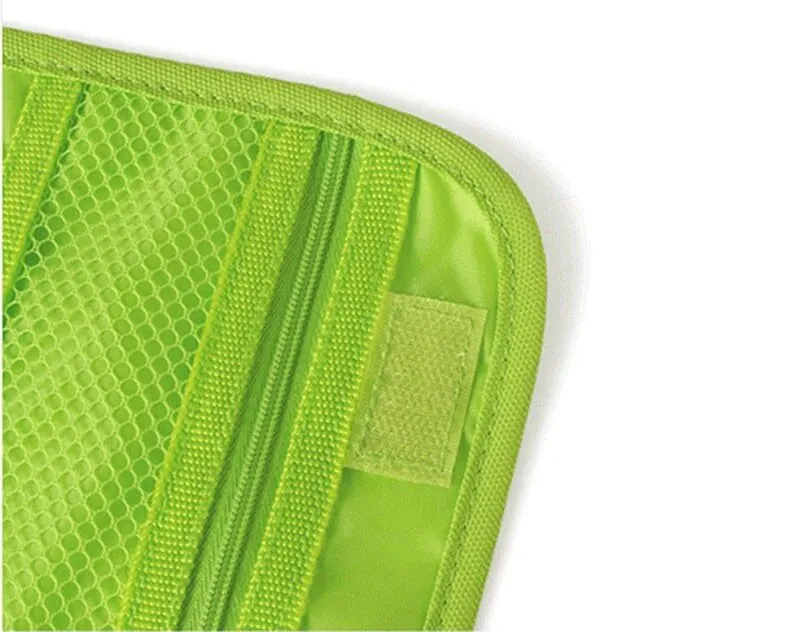 Portable Hanging Toiletry Travel Bag Organizer (Green) - H00189