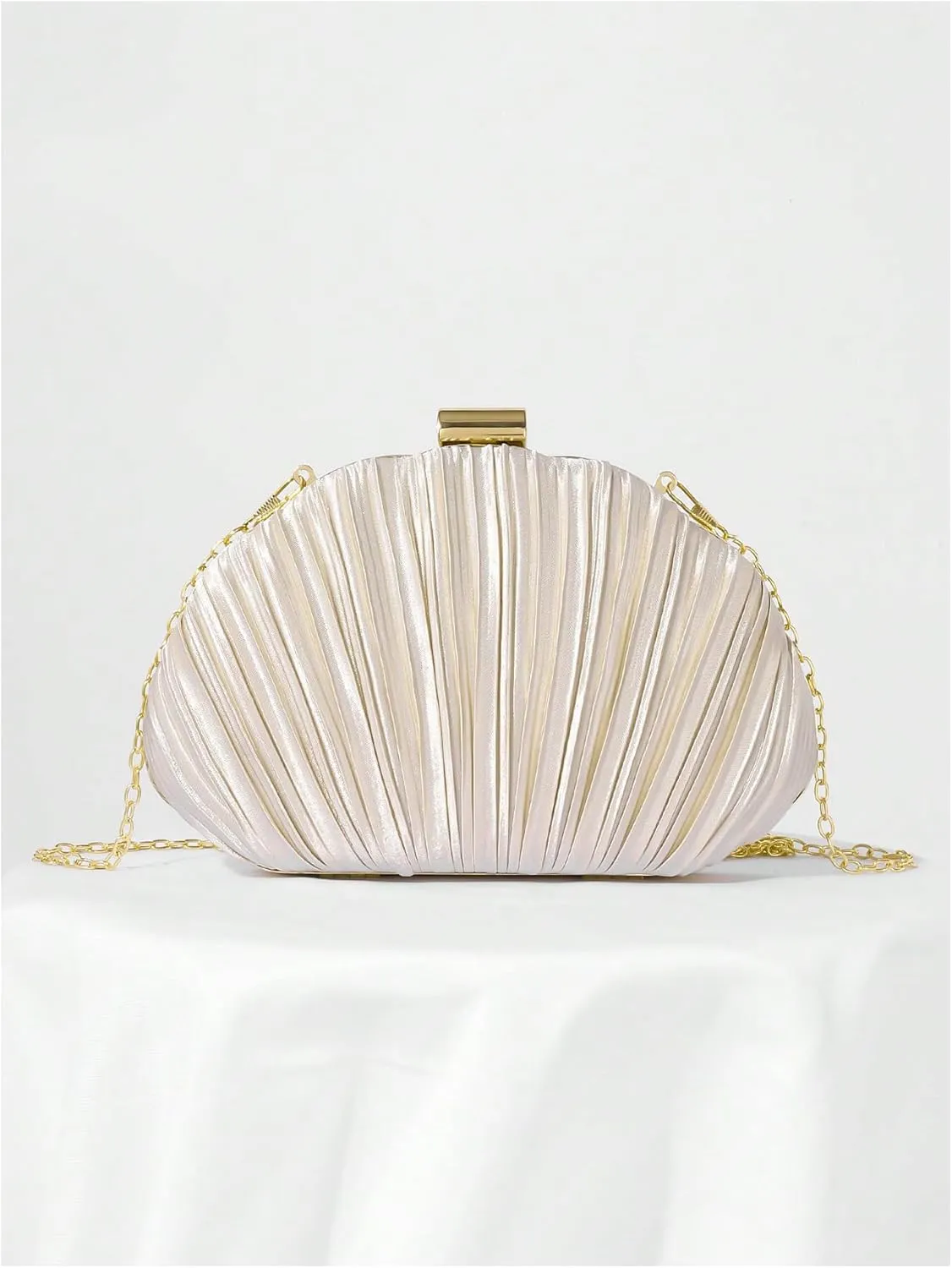 QWINEE Women's Shell Shaped Clutch Purse Ruched Mini Crossbody Bag Elegant Evening Handbag with Chain Strap