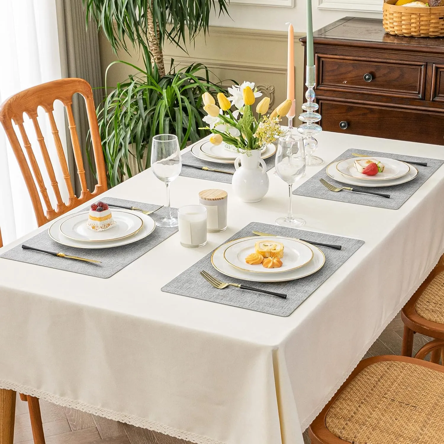 Romanstile Vinyl Placemats Set of 4-12 X 18 Inch - Heat Resistant Place Mats 100% Waterproof Oilproof Wipeable Reversible Faux Leather Table Mats for Kitchen/Dining/Decor/Party/Outdoor, Light Grey
