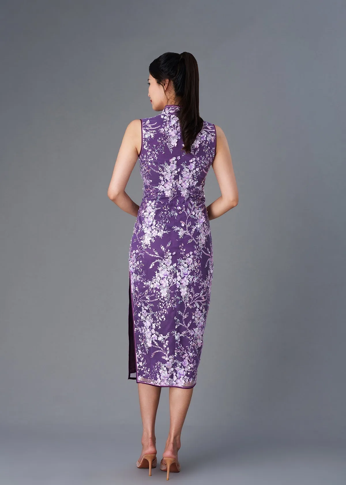 Sleeveless 3D Lace Qipao (Purple)