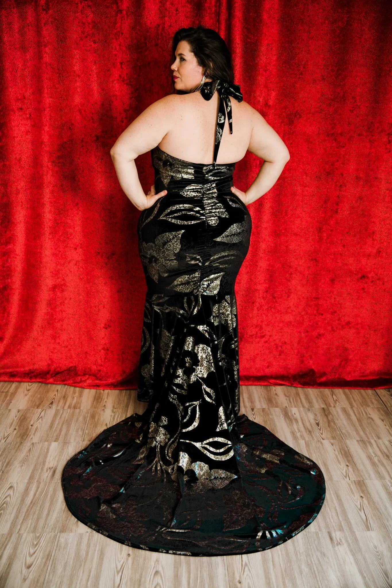 The Hollywood Evening Gown (Flower Velvet)