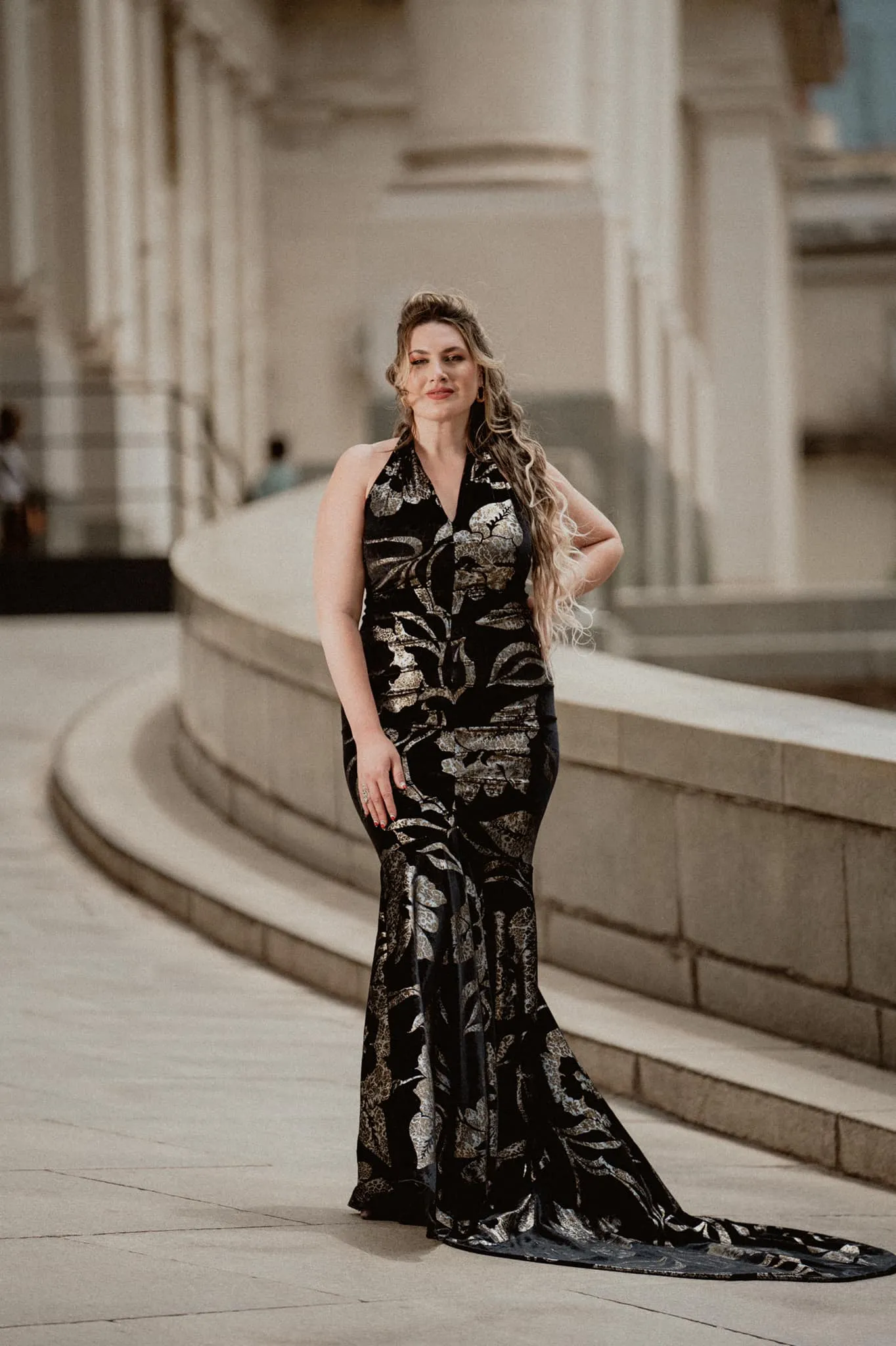 The Hollywood Evening Gown (Flower Velvet)