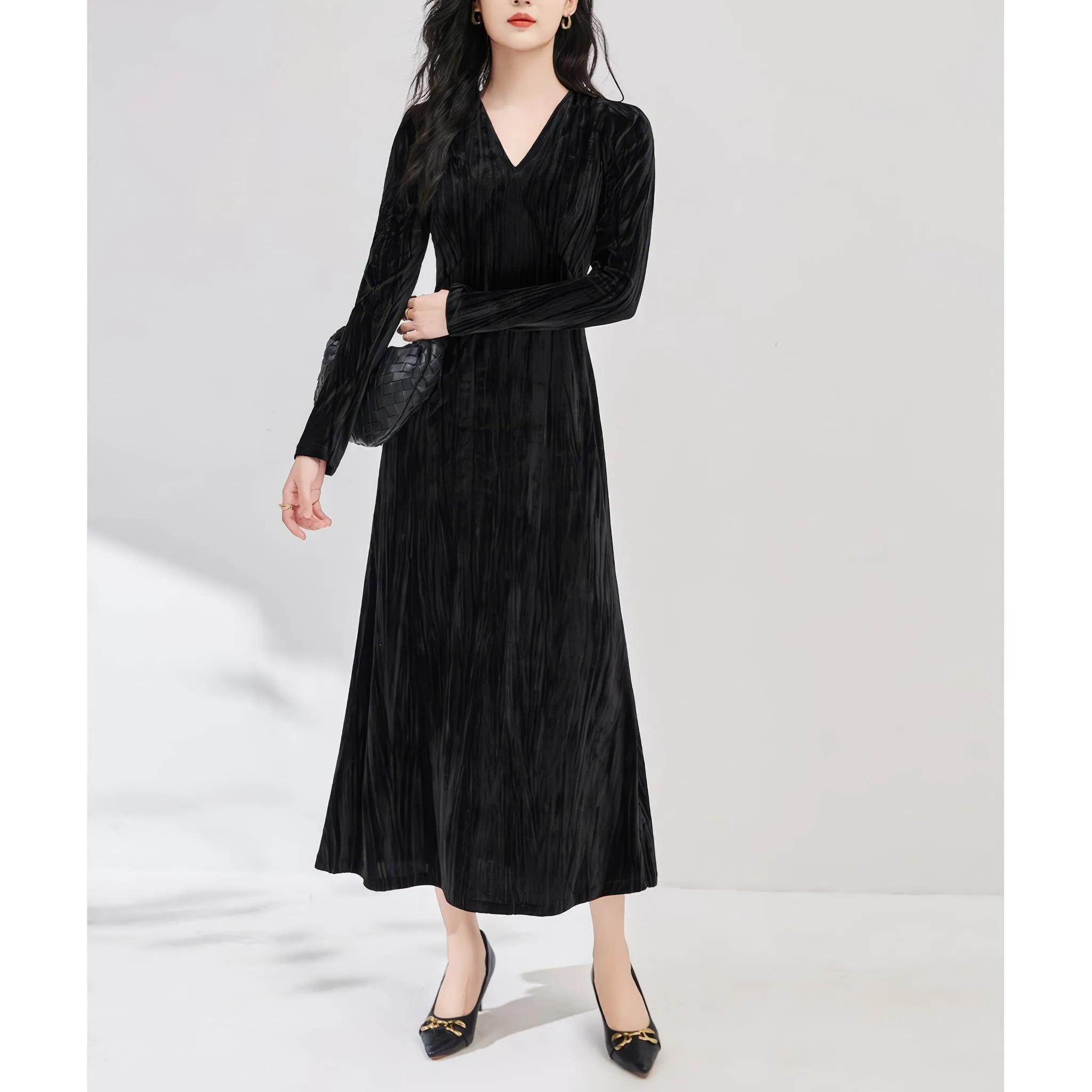 Velvet V-Neck Long Sleeve Maxi Dress