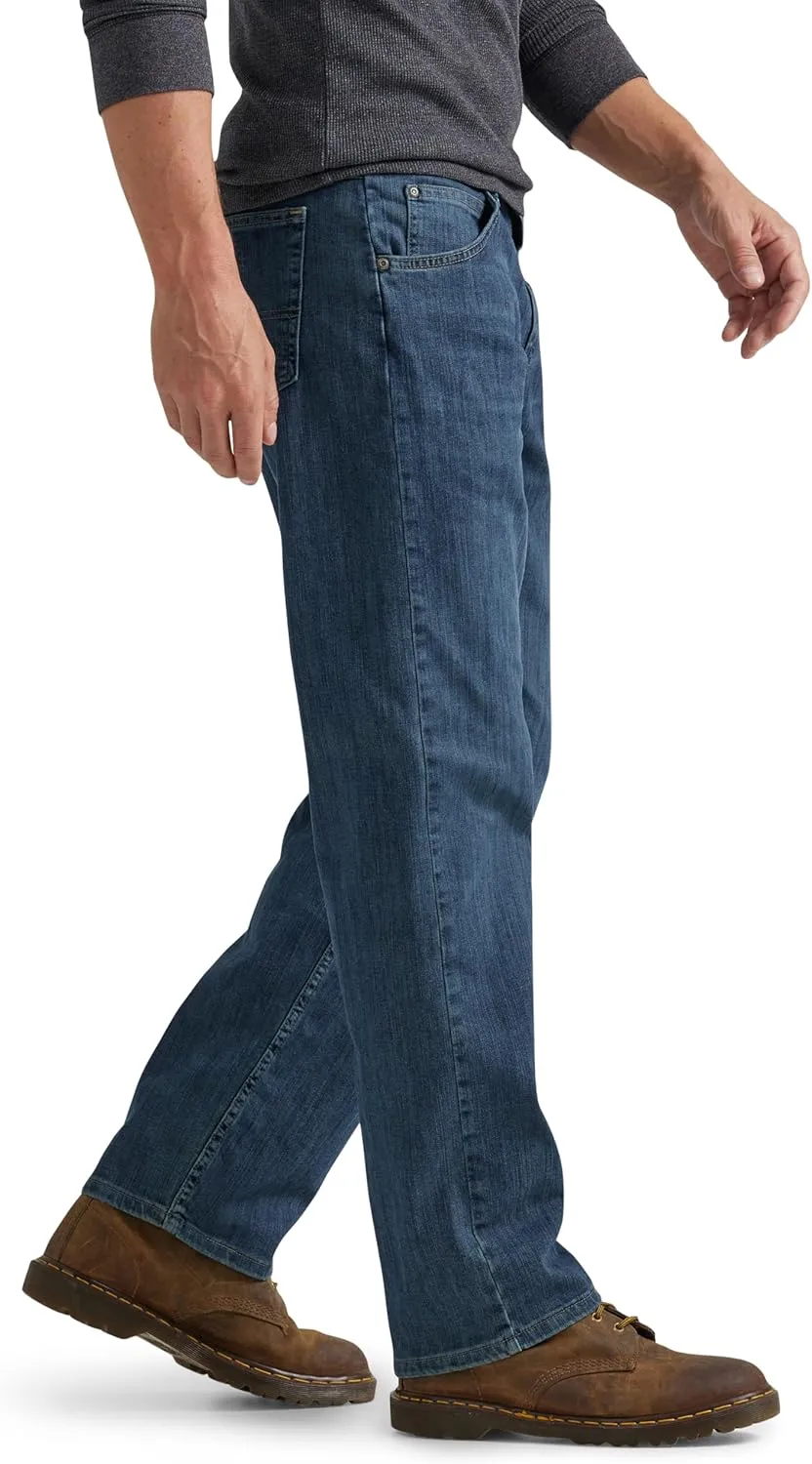 Wrangler Authentics Men's Classic 5-Pocket Relaxed Fit Flex Jean