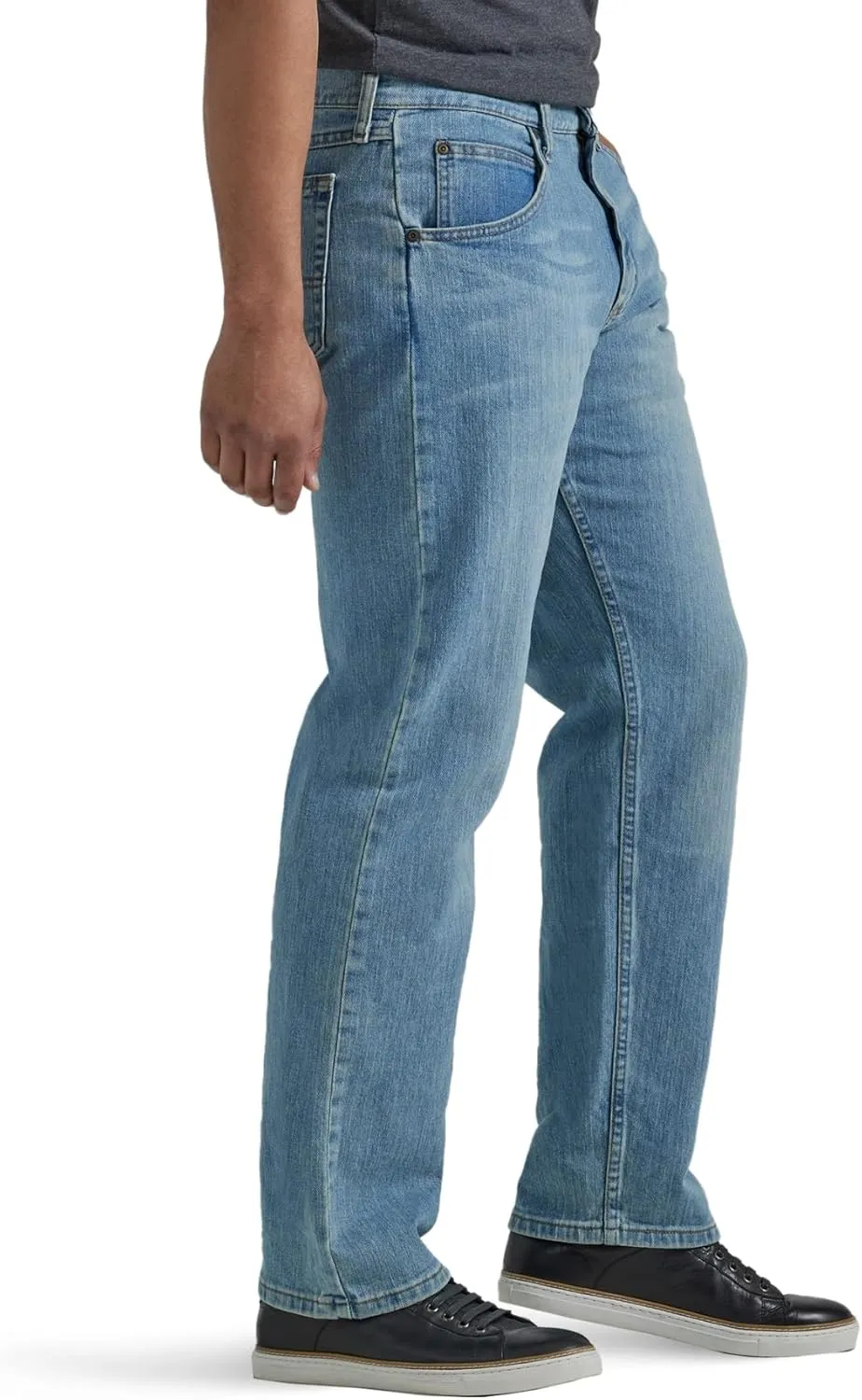 Wrangler Authentics Men's Classic 5-Pocket Relaxed Fit Flex Jean