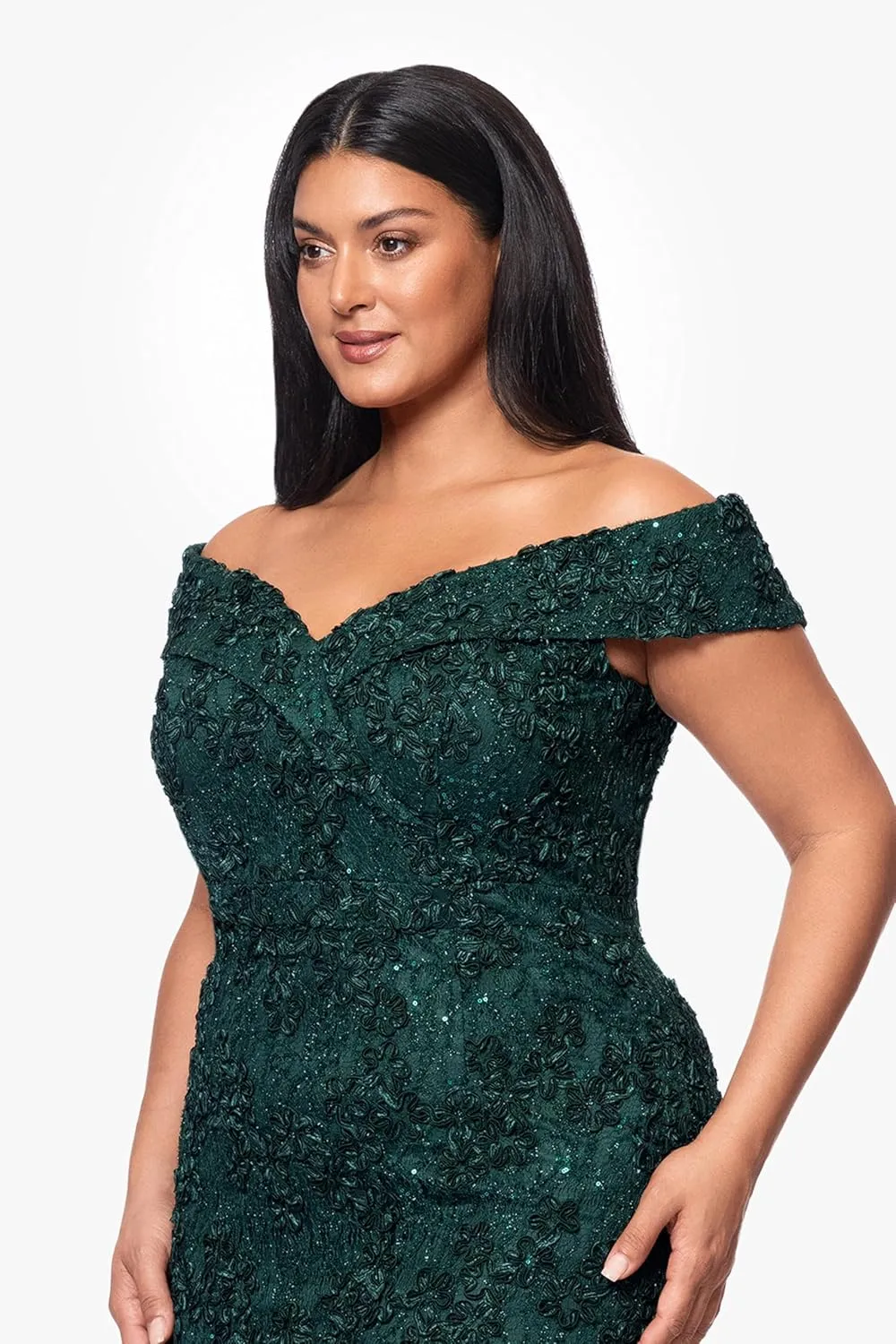 Xscape Women's Plus Size Off The Shoulder Sweetheart Neckline Long Lace Dress